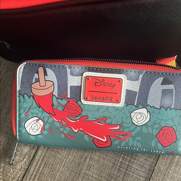 Disney Loungefly Queen of Hearts Backpack and Wallet main image 4